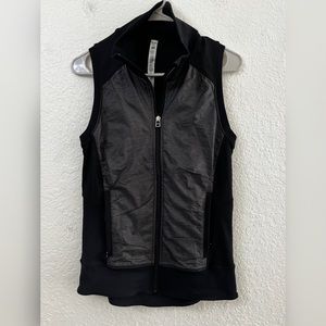 Alo Yoga Women’s Lakeside Full Zip-Up Sport Vest - M